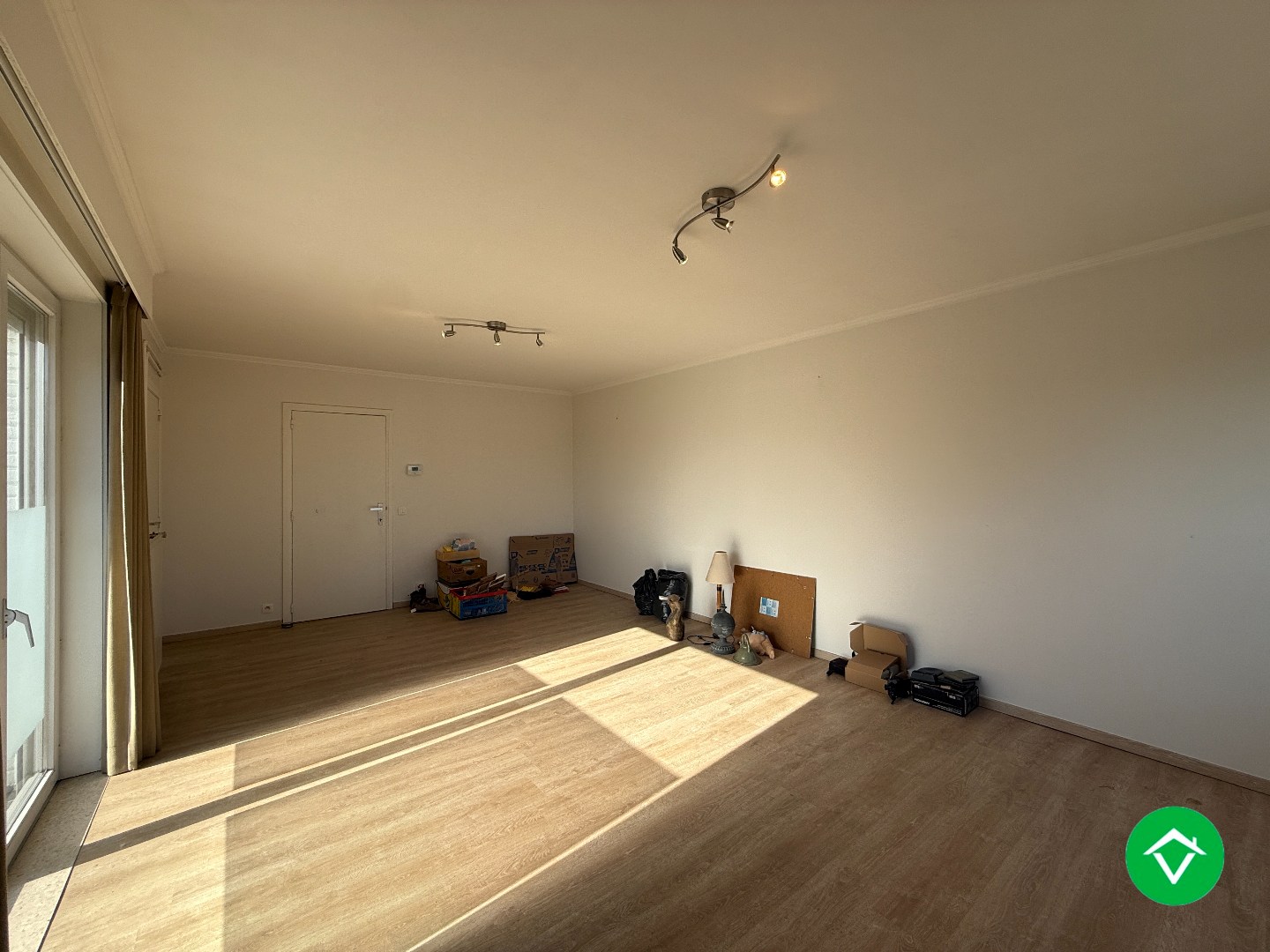 Instapklaar appartement met twee slaapkamers en garage te Roeselare - foto 4