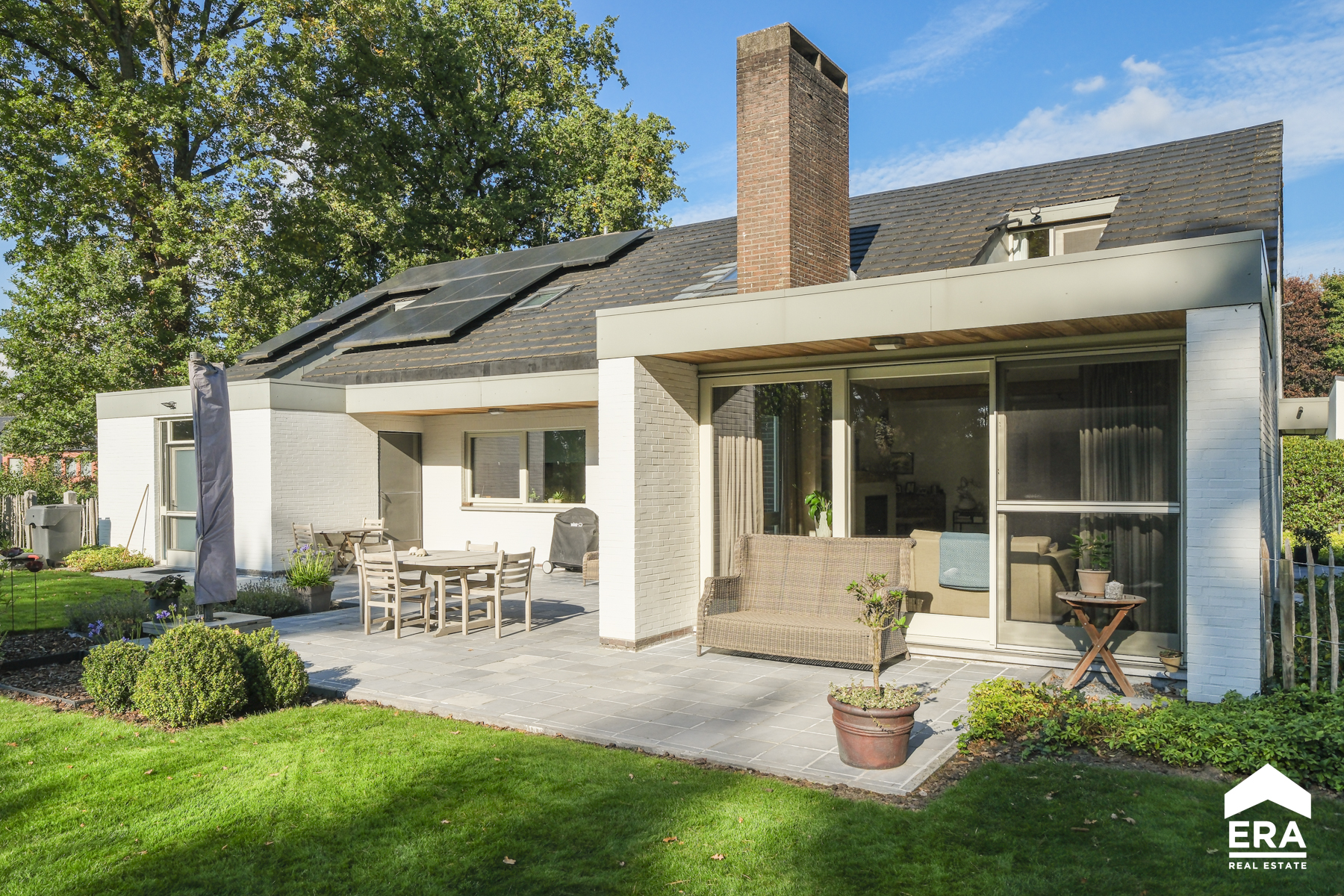 Villa-landhuis met vrij zicht omringd door weiland en bossen - foto 5