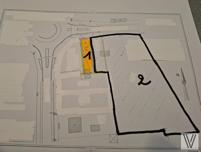 2 mooie landelijke gelegen stukken bouwgrond reeds met bouwvergunning en mogelijkheid tot aankoop van extra grond van 5385 m². - foto 1
