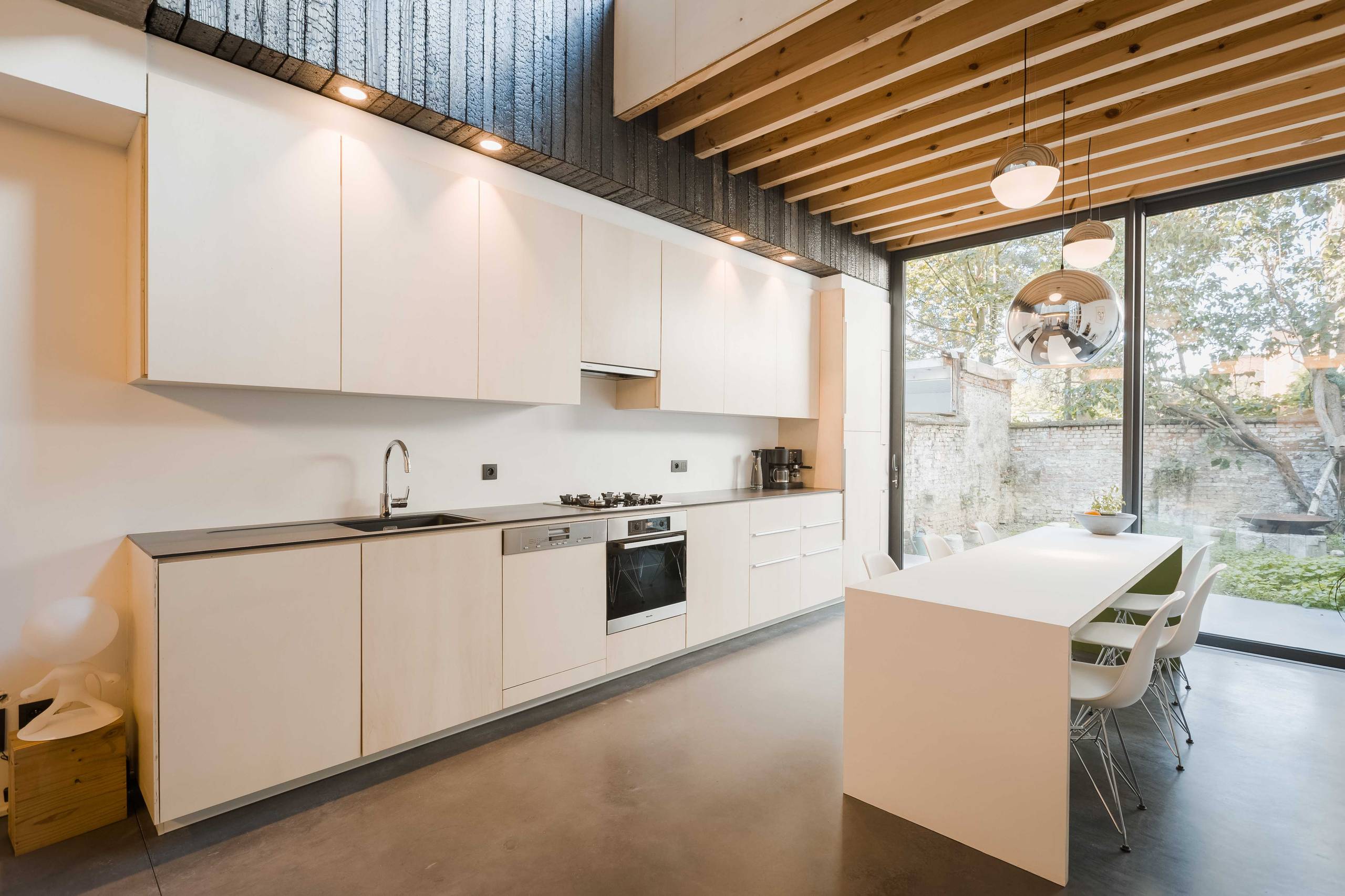 Huis te koop in Borgerhout met 3 slaapkamers - foto 4