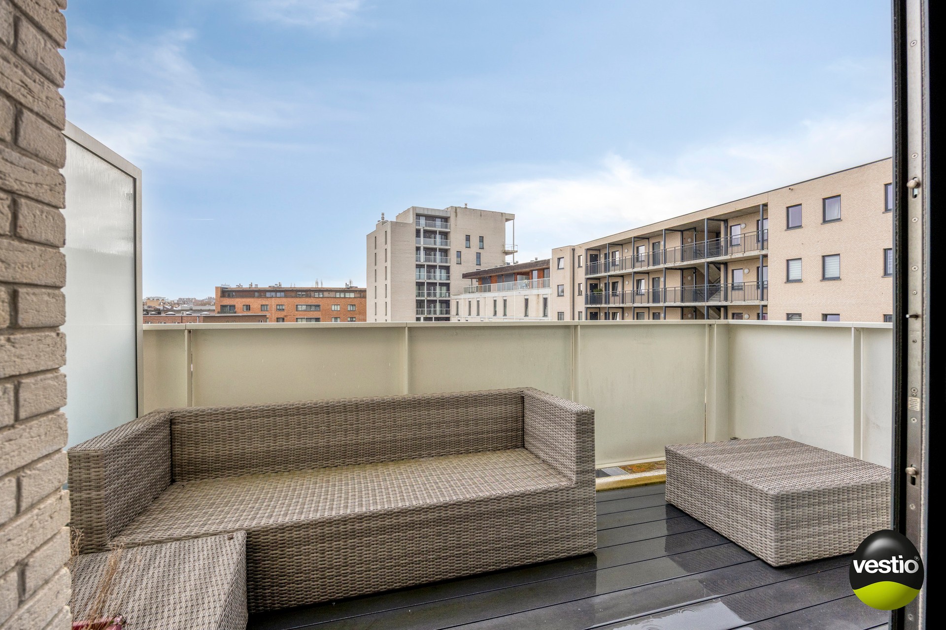 Smaakvol, kwalitatief afgewerkt 2 slaapkamer appartement met terras. - foto 4