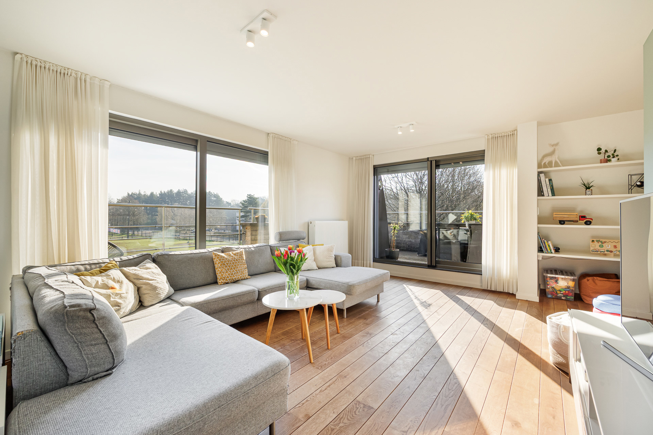 Duplex appartement 134 m² met 2 terrassen en grote garage. - foto 2