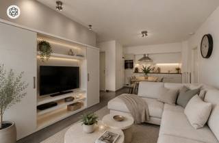<p>Zeer mooi onderhouden, lichtrijk appartement gelegen in het centrum van Vichte. Het appartement bevindt zich in een recent gebouw en geniet van een uitstekende ligging, vlakbij belangrijke invalswegen én op wandelafstand van een groen park.<br />Dankzij de centrale maar rustige omgeving zijn er steeds voldoende parkeermogelijkheden in de nabije omgeving. Een ideale combinatie van comfort, bereikbaarheid en aangenaam wonen.<br />Afspraak via: arne@immobeguin.be</p>