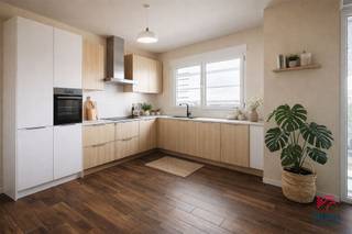 À vendre : superbe appartement neuf de 90 m² idéalement situé à Thuin, au premier étage d’une petite copropriété de seulement trois logements. Ce...