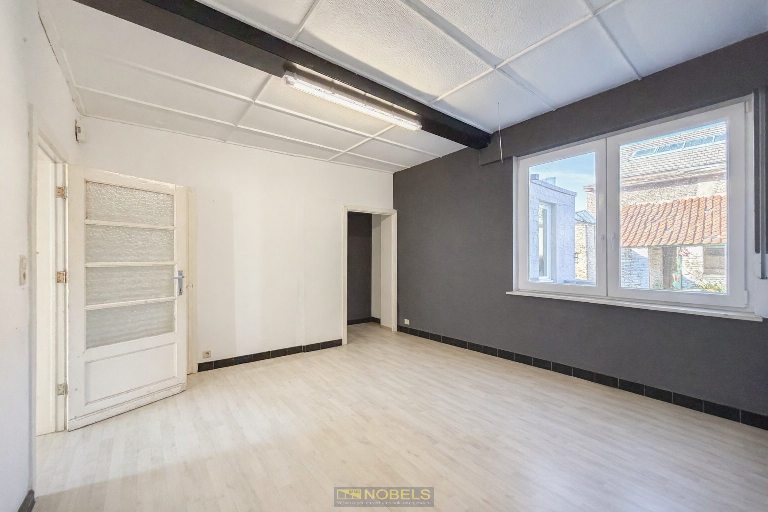 Te koop, Handelspand met woonst op topligging aan het kerkplein te Zingem (Kruisem)! - photo 4