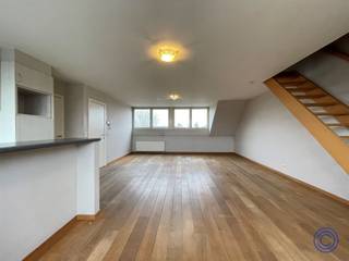Informatie appartementInstapklaar 1-slaapkamerappartement ca. 65 m², gelegen in het centrum van Hove, een gezellige en groene gemeente met winkels,...