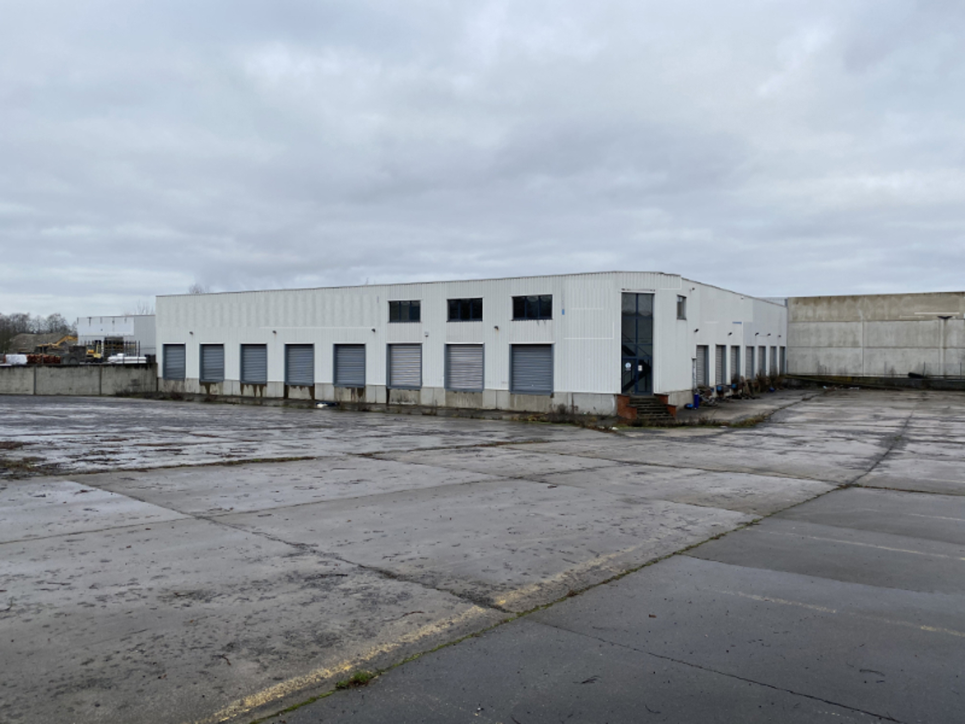 Commercial for rent in Nivelles - photo 1