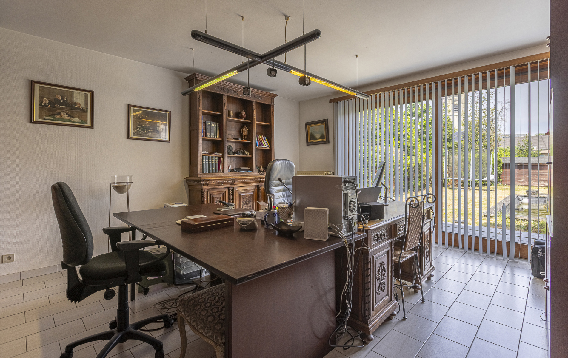 Karaktervolle woning met bureau in centrum Ternat - foto 5
