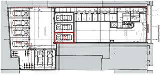 De garagebox (nr. 7) is centraal gelegen in het project residentie Tempête, met toegang via Gentstraat. De oppervlakte van de garagebox bedraagt 15m². Makkelijk in en uit te rijden en gelegen op een topligging in Middelkerke.Afmetingen:- Breedte: 2,85m- Diepte: 5,50mAlgemeen: - verkoop onder registratie en BTW-stelsel - Stedenbouw: Vg/Wg/Gmo/Gvkr/VvBent u op zoek naar een garagebox te koop, op een centrale locatie te Middelkerke? Contacteer ons kantoor voor meer informatie!