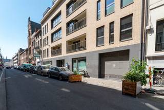 Heeft u ook problemen met het parkeren van je wagen in de omgeving van de Lange Herentalsestraat? Probleem opgelost!<br /><br />Laatste staanplaats beschikbaar in dit nieuwbouw project!<br />Voor €35.000 (verkoop onder registratierechten) kan deze heerlijke parkeerplaats van jou zijn.<br /><br />Voor meer info neem contact op met ons kantoor op 03 233 33 00 of via info@walls.be<br />Wg-Vg-Gvkr-Gvv-Gmo G-score: B, P-Score: B
