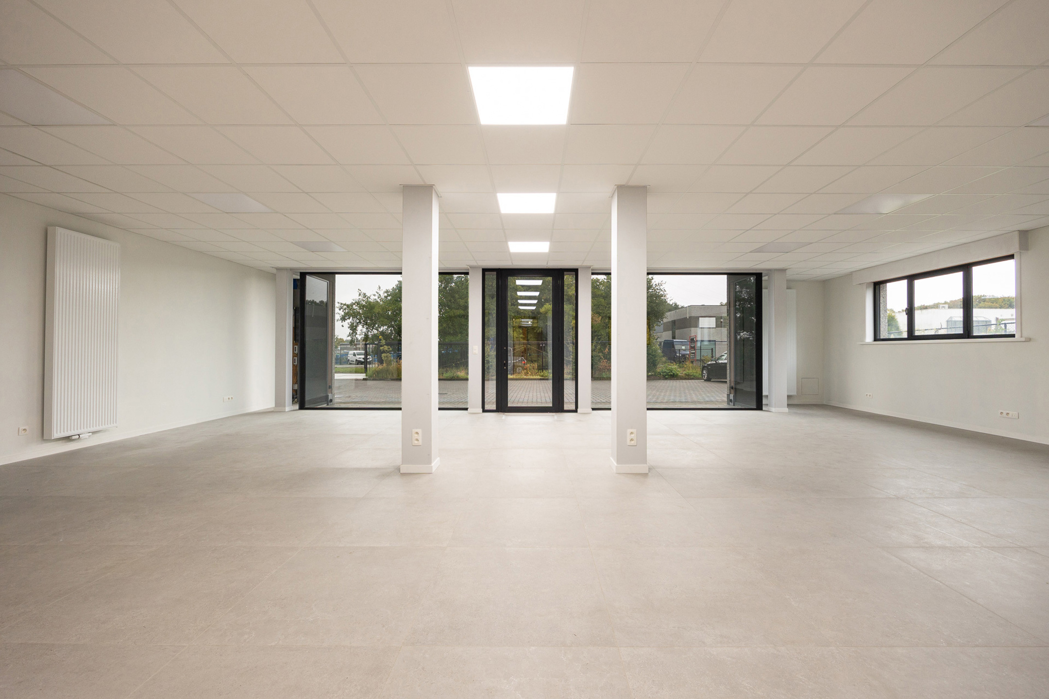 Vrijstaand KMO gebouw op super locatie - foto 5