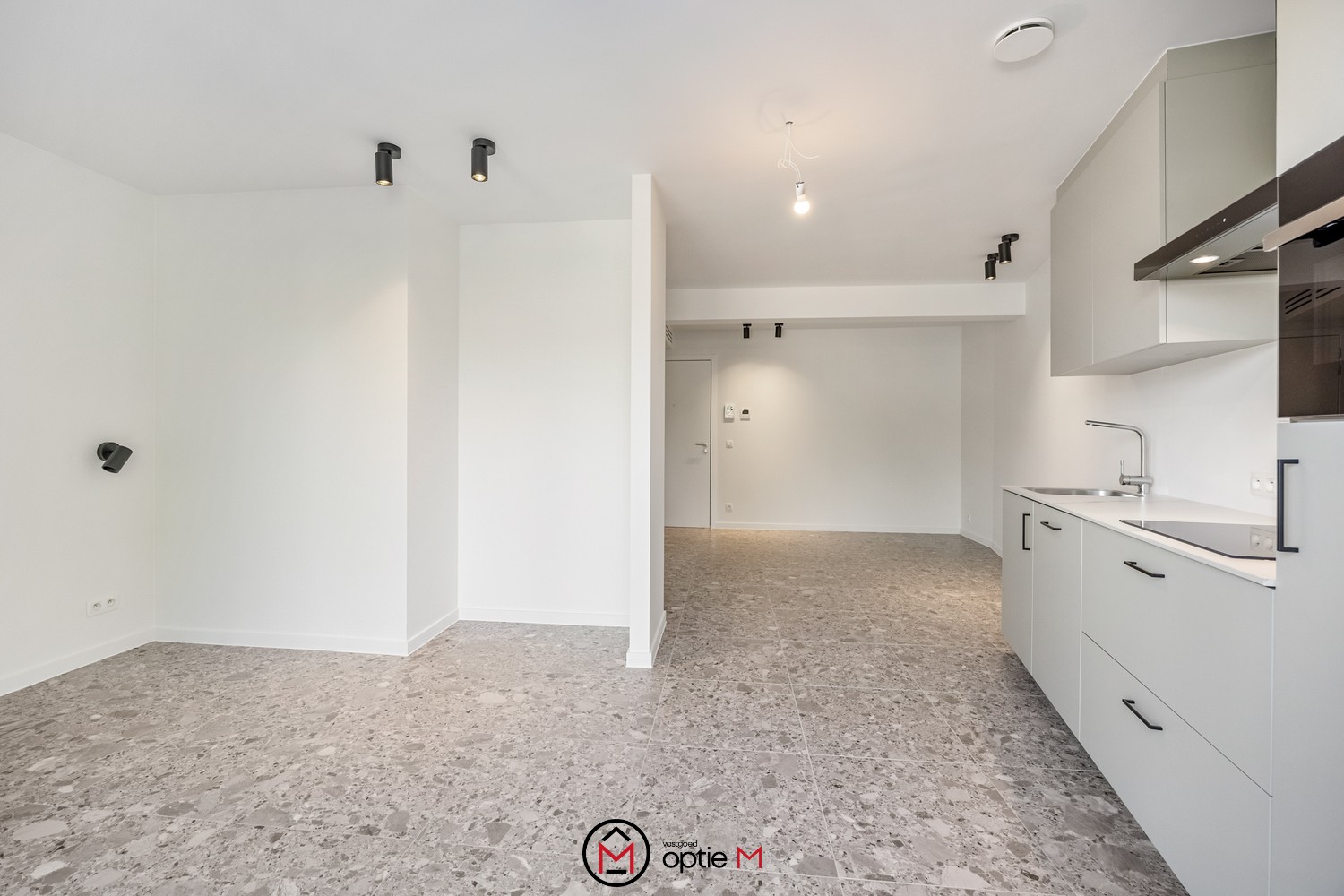 Wonen in het hart van Hasselt – slimme, complete studio - foto 4