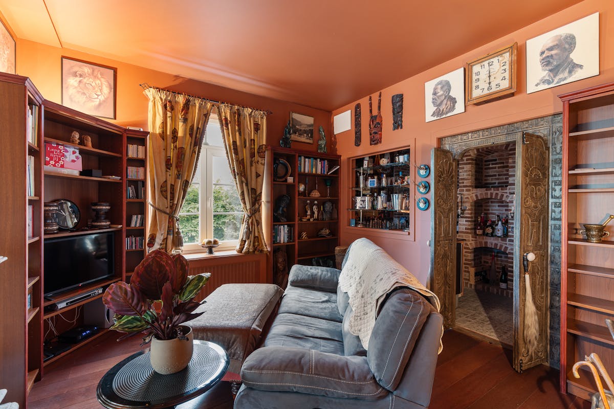 Exclusieve villa met polyvalente ruimte te koop in Kobbegem - foto 4