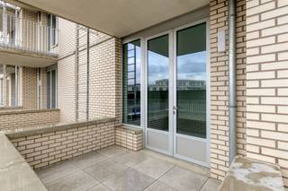 KNAP APP. MET 2 SLKS + TERRAS OP EEN TOPLOCATIE IN ANTWERPEN In de residentiële wijk Zurenborg in het zuidoosten van de stad Antwerpen treffen wij...