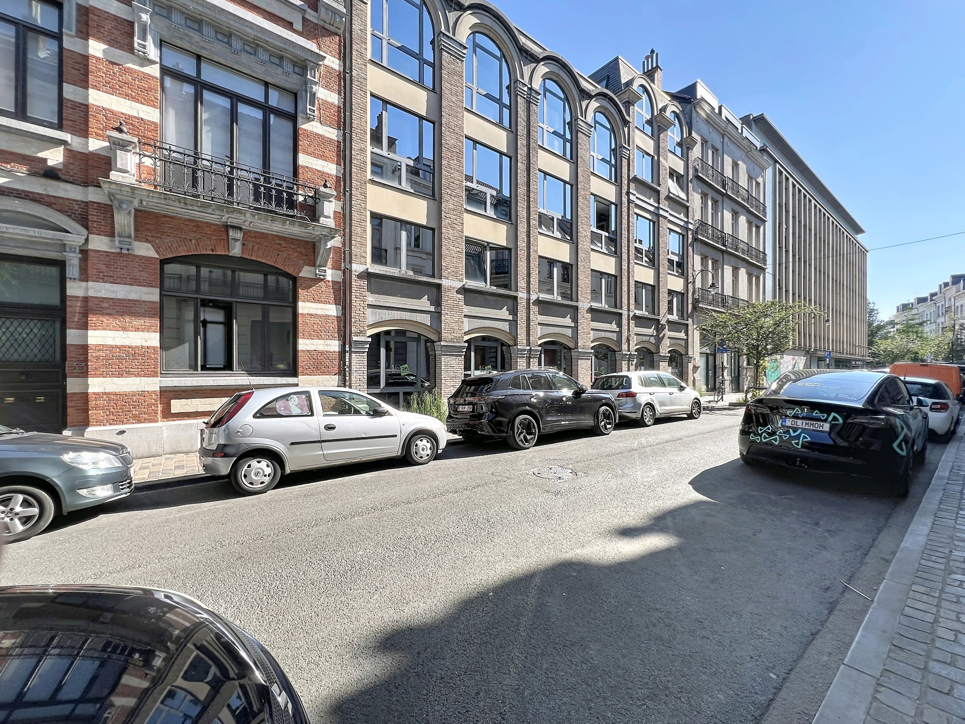 BRUSSEL CENTRUM – Eengezinswoning met groot potentieel - foto 5