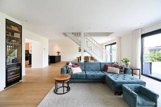 - Detailbeschrijving van de woning en meer info kan u terugvinden op onze website www.koosi.be -In het centrum van Berendrecht vlakbij het Reigersbos...