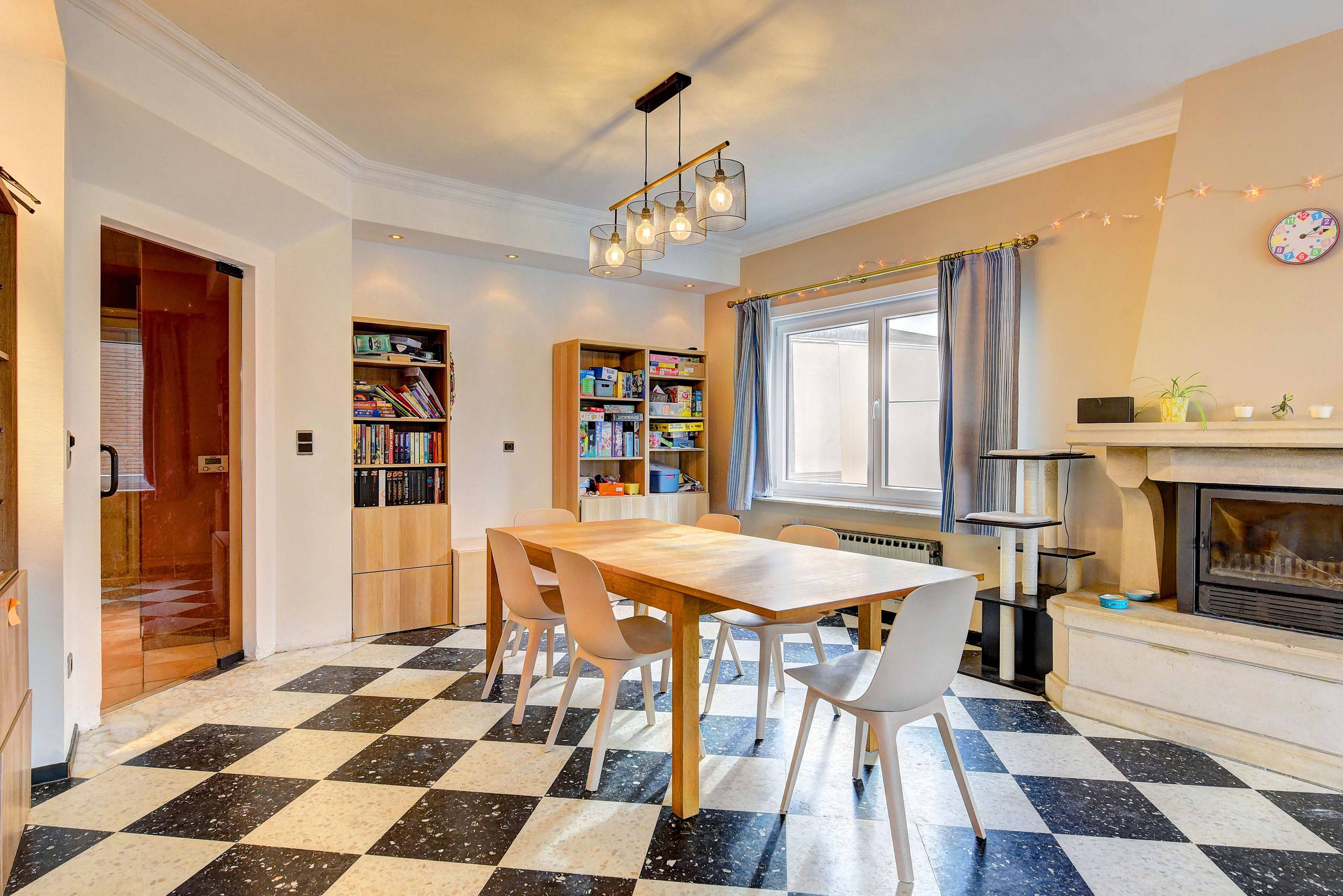 3 slaapkamer woning met garage op 4a 82ca. - foto 3