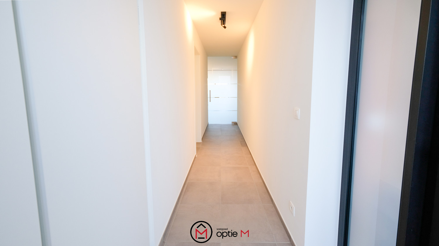 MODERN, RUSTIG APPARTEMENT MET ZICHT OP HET MOTTEPARK - foto 2