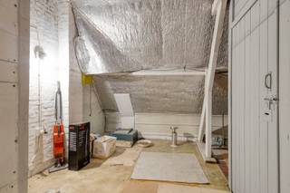 Deze woning met 3 slaapkamers in Hasselt biedt een interessante combinatie van ruimte, ligging en toekomstmogelijkheden. Gelegen op korte afstand...