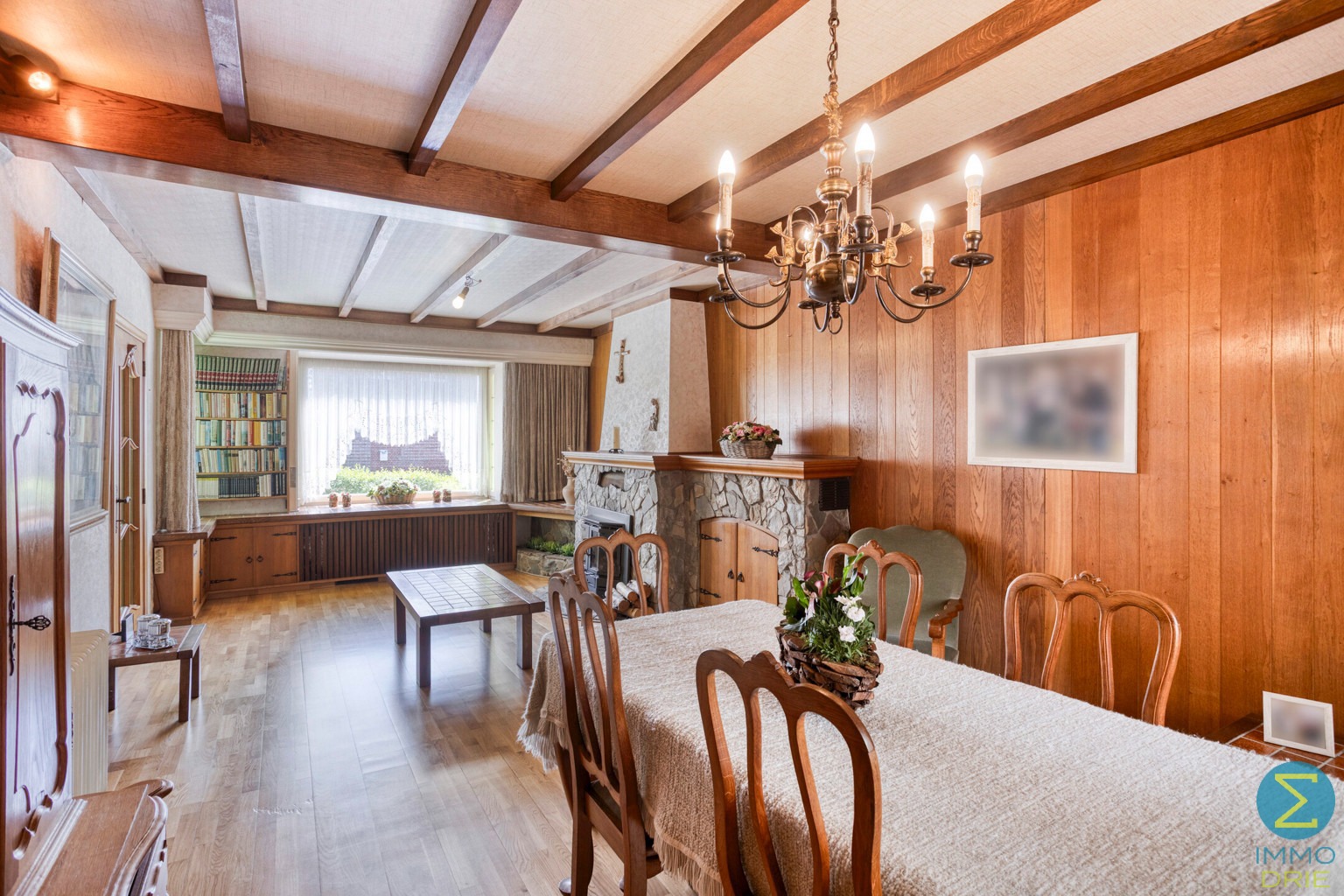 Charmante en ruim ingedeelde woning met vier slaapkamers  - foto 4