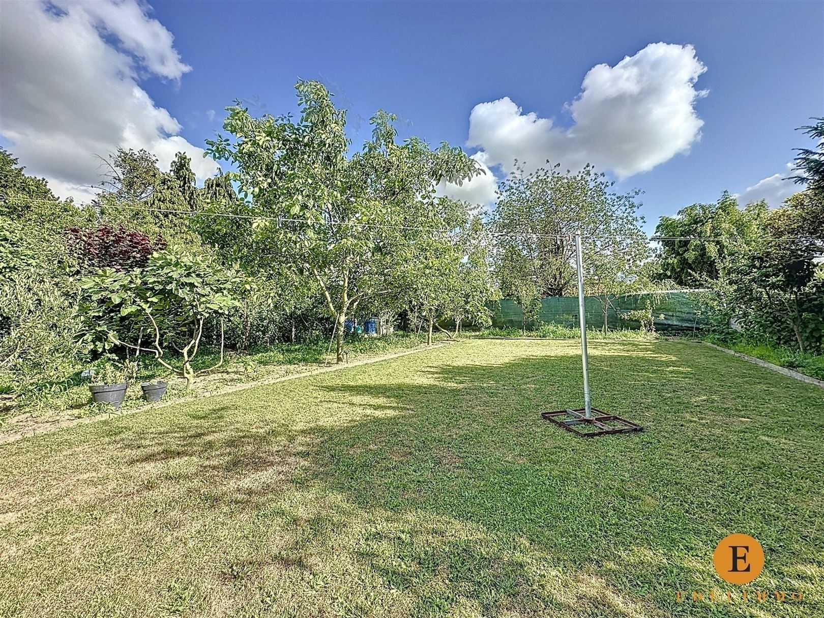 Instapklare en ruime OB met ruime tuin en 6 slaapkamers. - foto 5