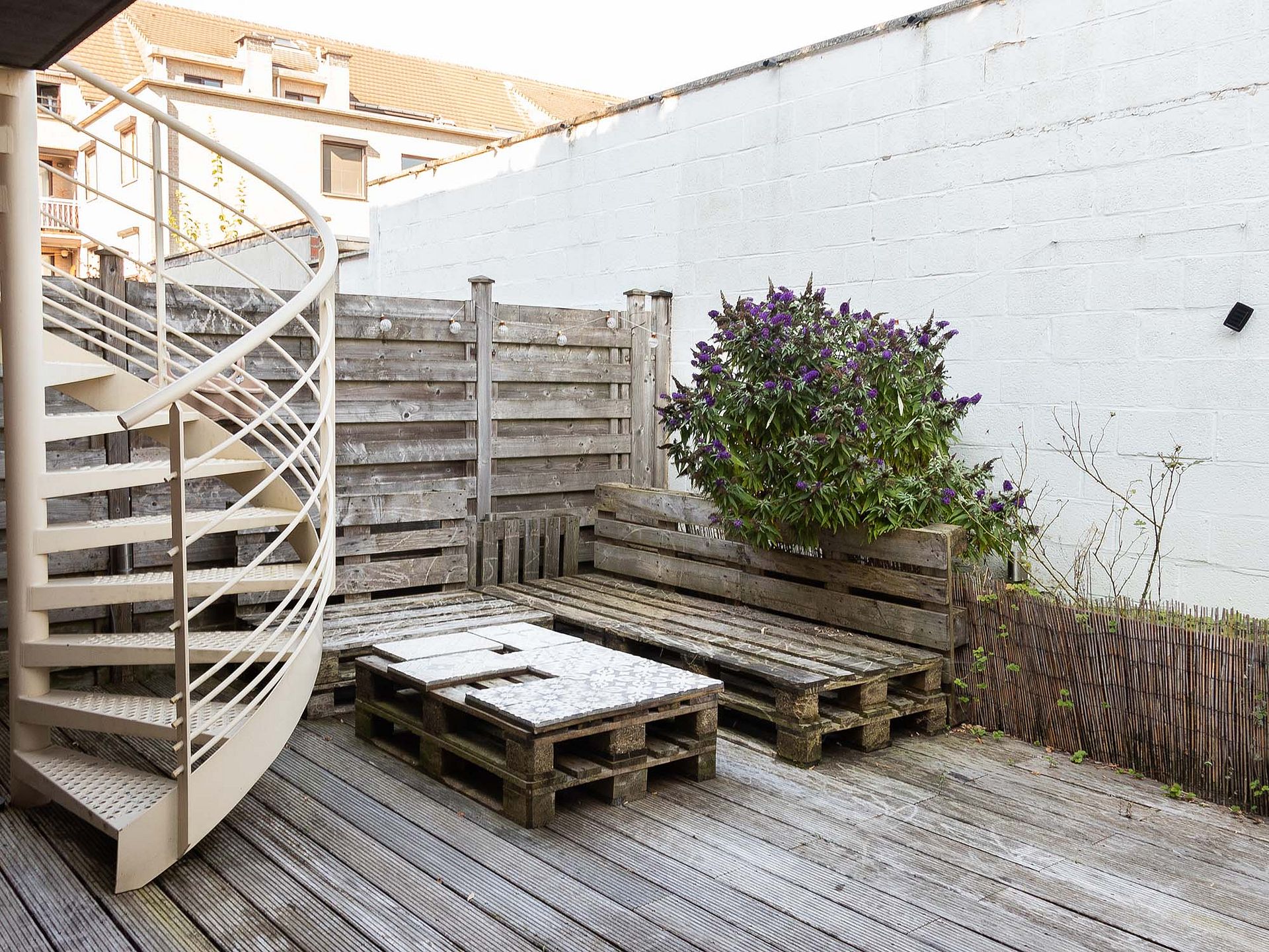 Lichtrijk appartement met ruime terrassen in centrum - foto 4