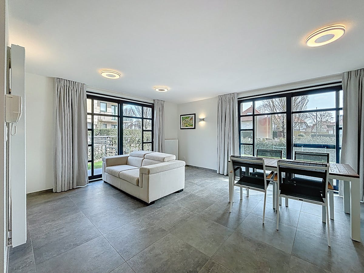 Appartement de 2 chambres avec parking dans le centre - photo 3