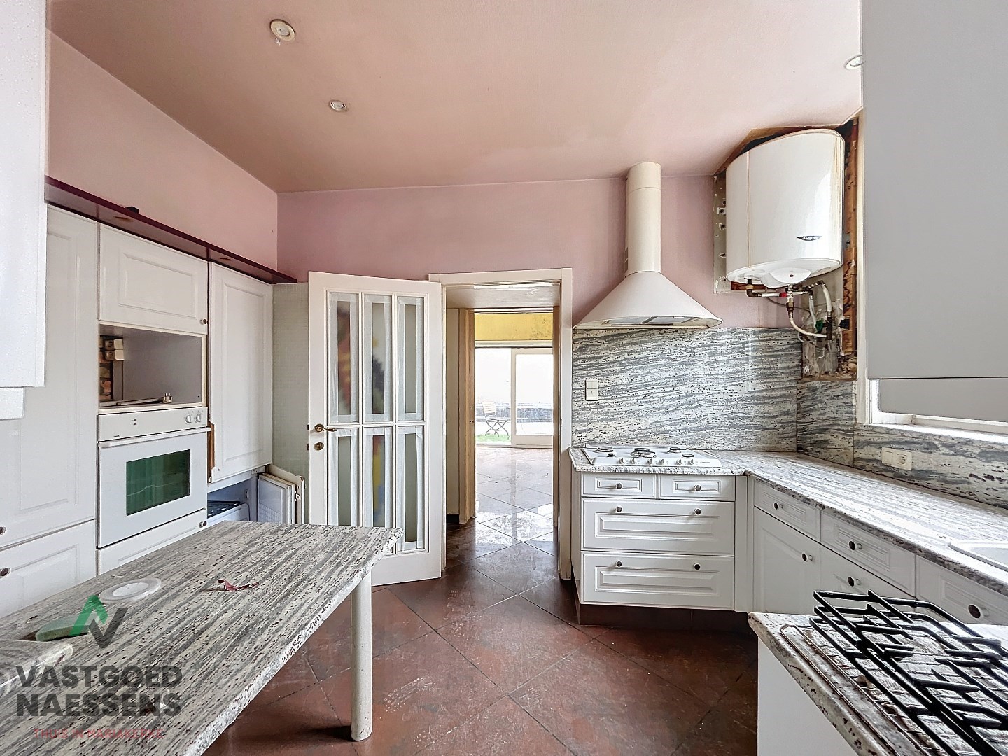 investering pand of Woning voor eigen gebruik met 5 slpk en grote garage + loods - foto 5