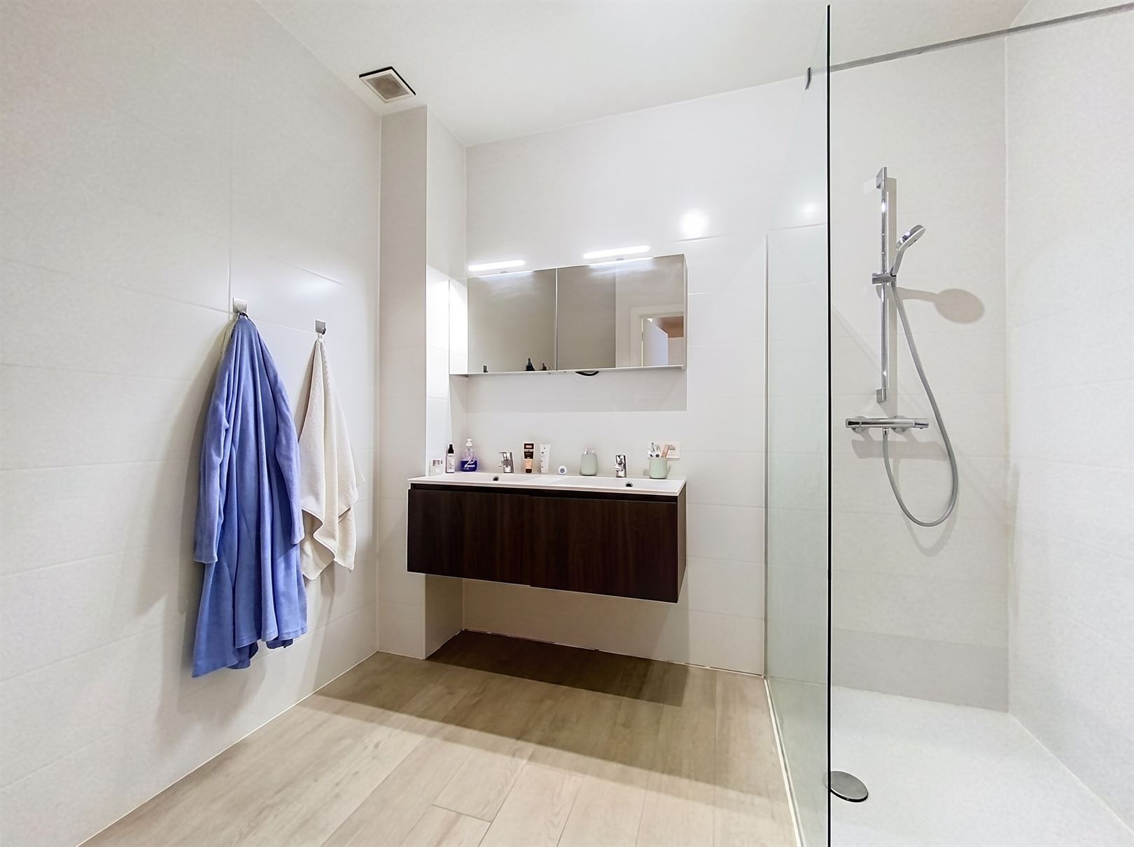Appartement à louer à Brasschaat avec 2 chambres - photo 5