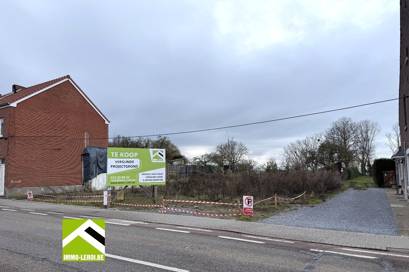 Terrain de projet avec permis de construire pour 5 appartements - photo 2