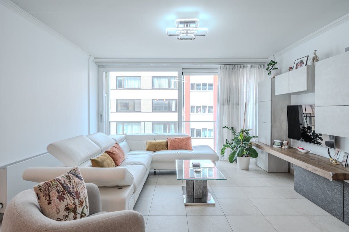 Instapklaar 2-slaapkamerappartement met terras in Oostende - foto 2