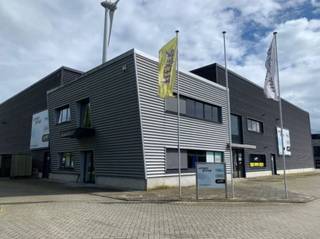 Commercial for rent in Olen