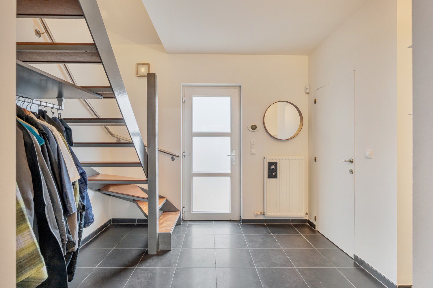 Energiezuinige woning met 4 slaapkamers, een garage en een tuin met een achteruitgang grenzend aan natuurgebied te Bertem! - photo 4