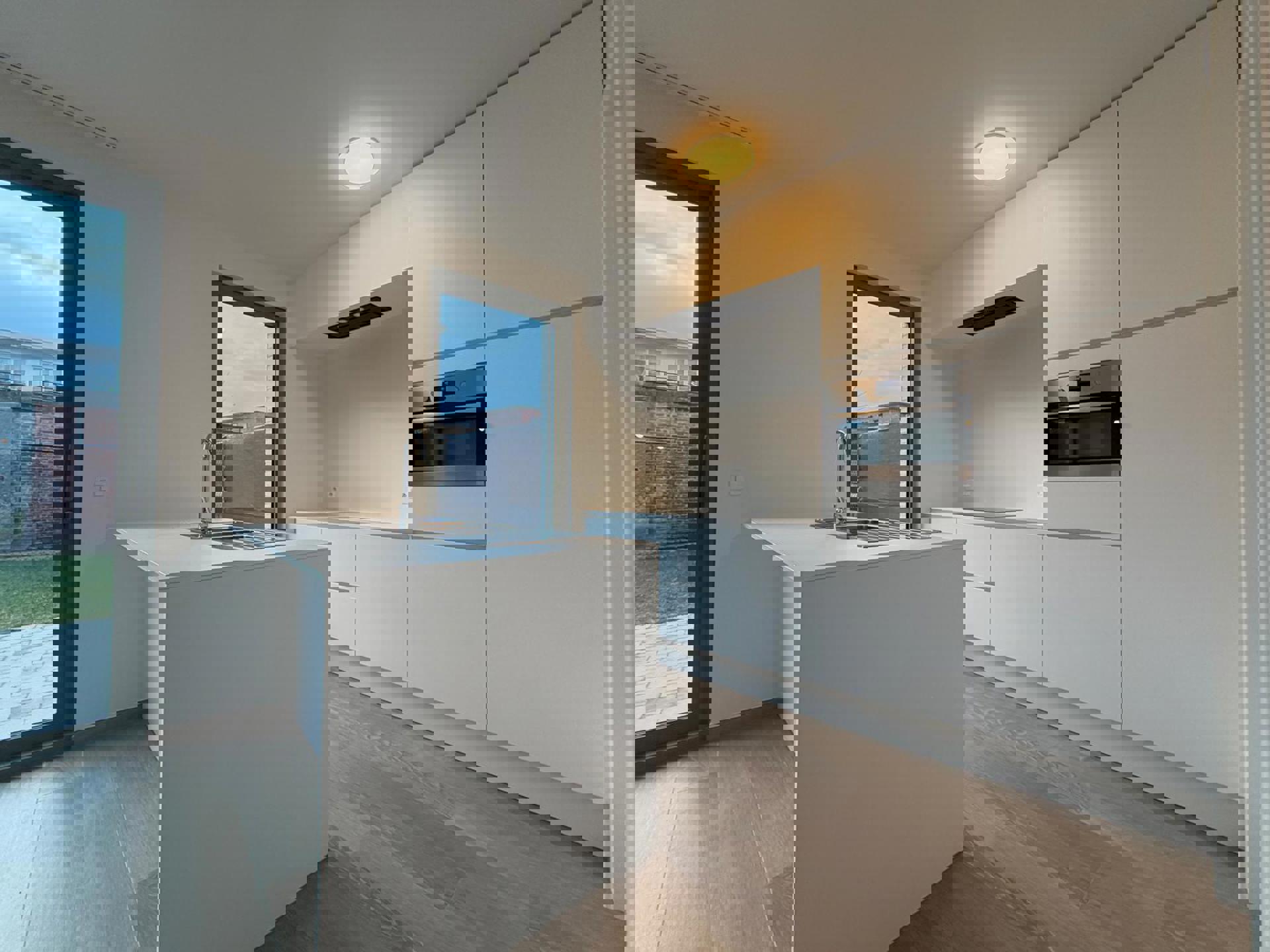 App. met 2 slpk., terras, tuin, staanplaats en kelderberging - foto 3