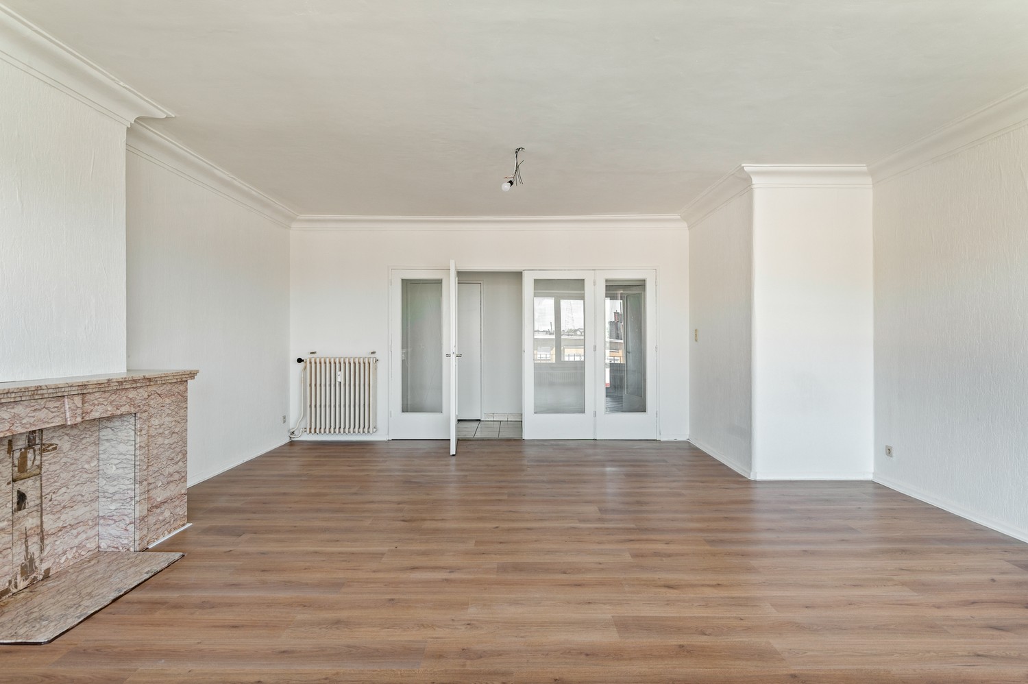 Licht op te frissen appartement met ruime living van 40 m² en nieuwe keuken - foto 3