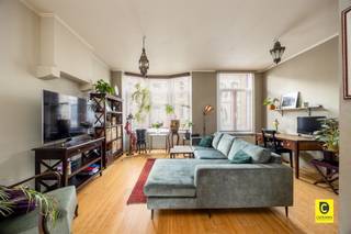 Giga bel-etage with 5 bedrooms, garden and terrace near RivierenhofIn the popular Leeuwlantstraat you will find this exceptionally spacious and...