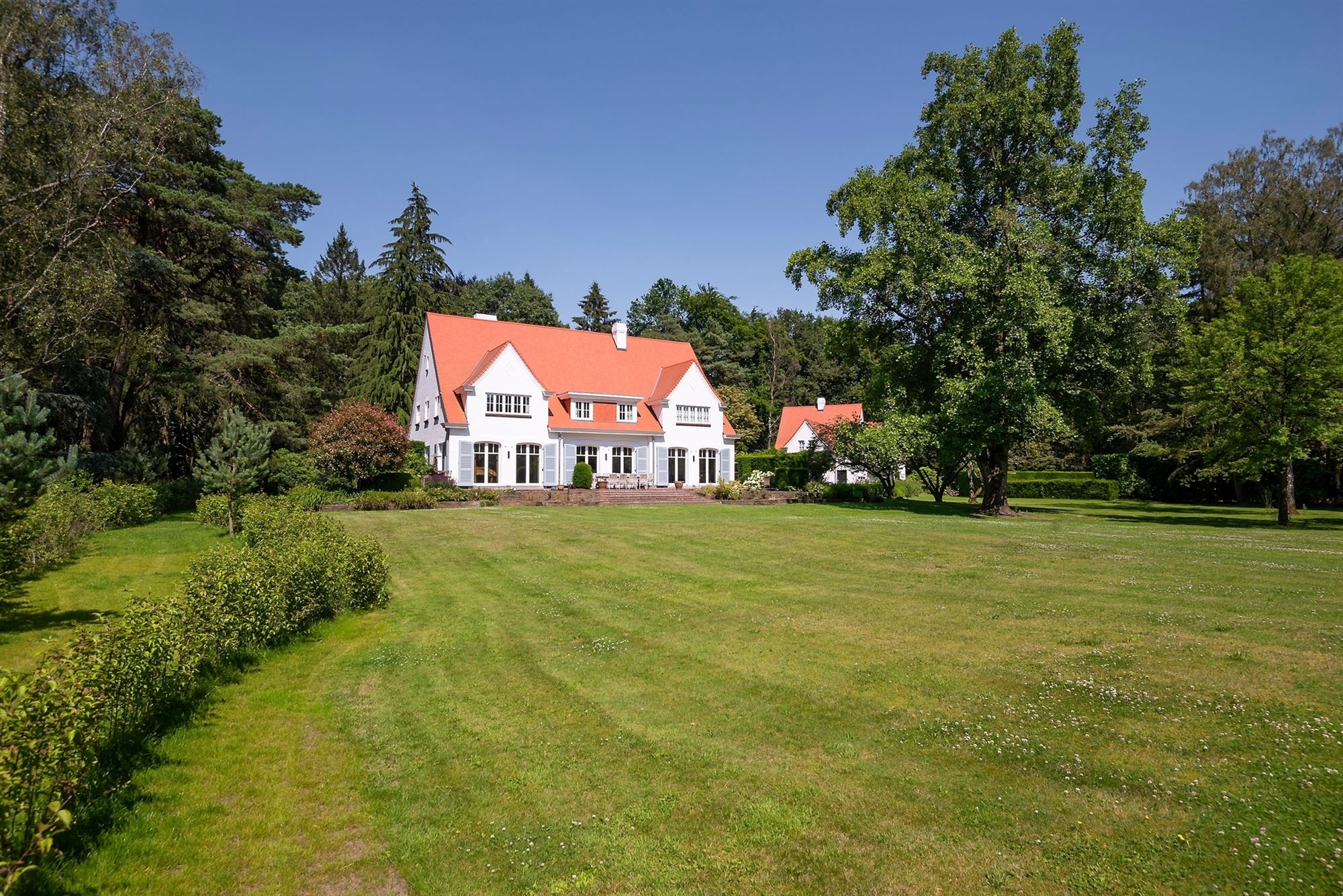 Exclusief landhuis met guesthouse en bijgebouw - foto 3