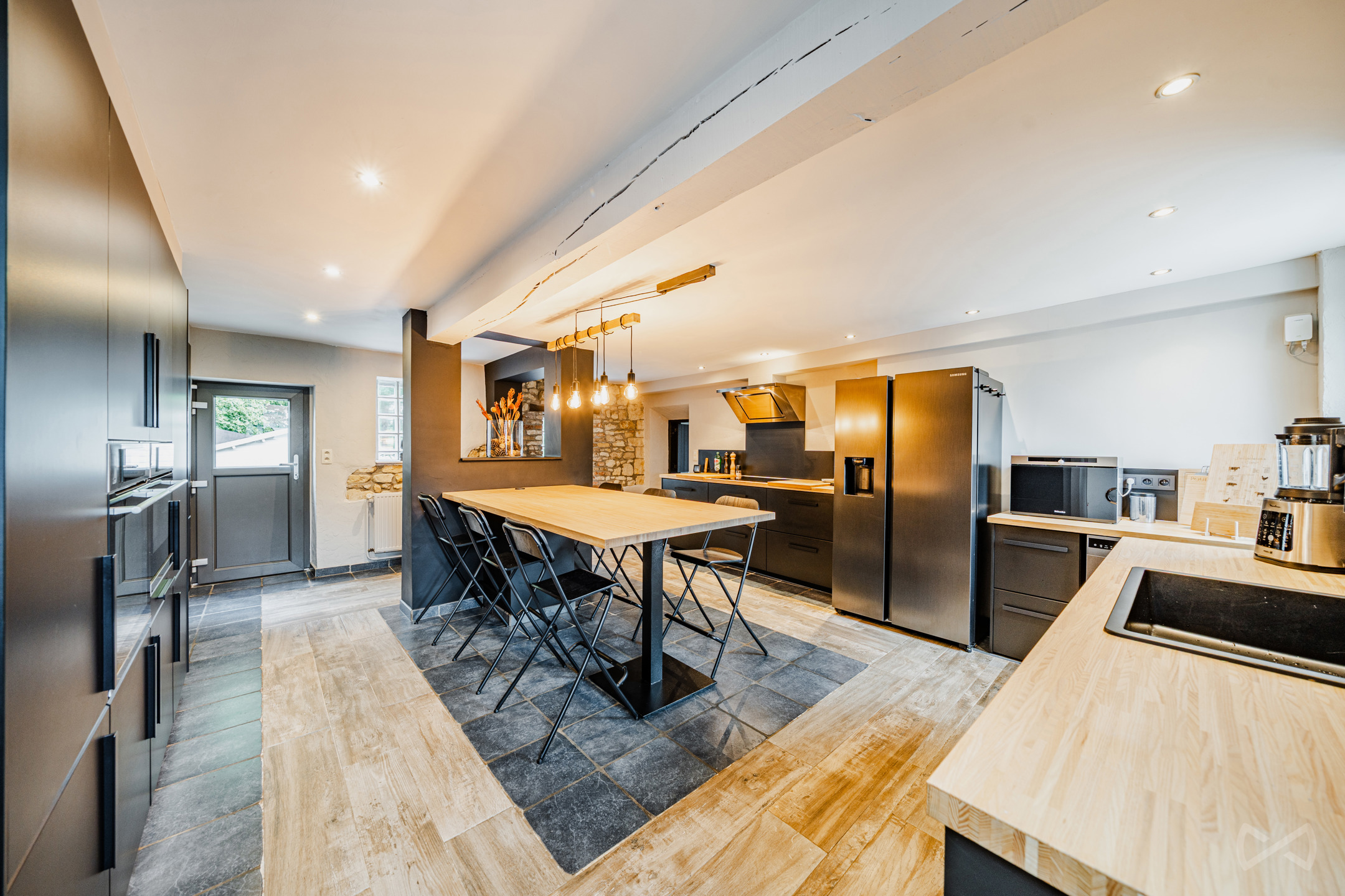 We invest hesbaye vous présente... 0497/40.99.81 - foto 1