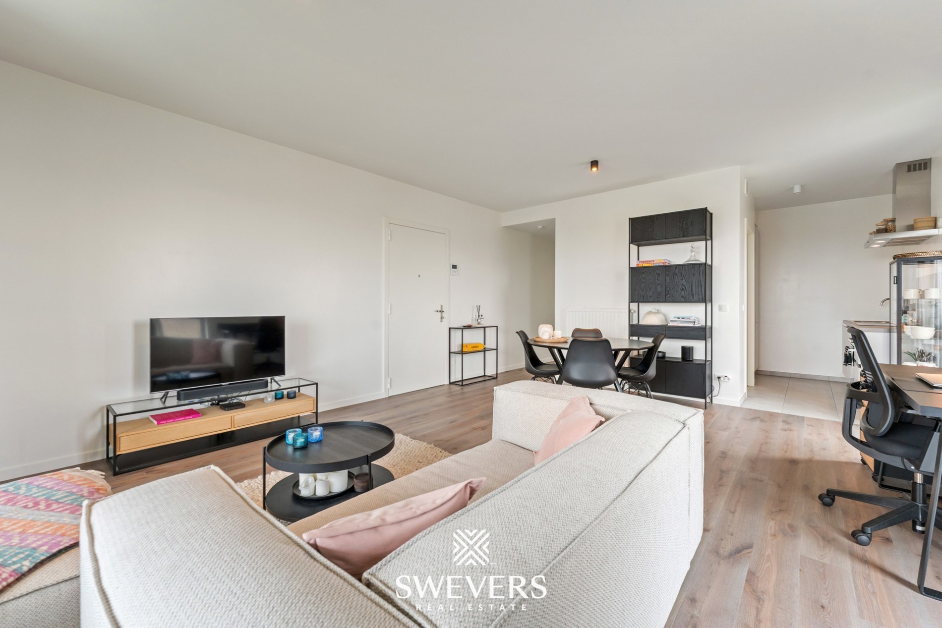 Luxueus, energiezuinig appartement met zonnig terras met skyline in centrum Hasselt - foto 5