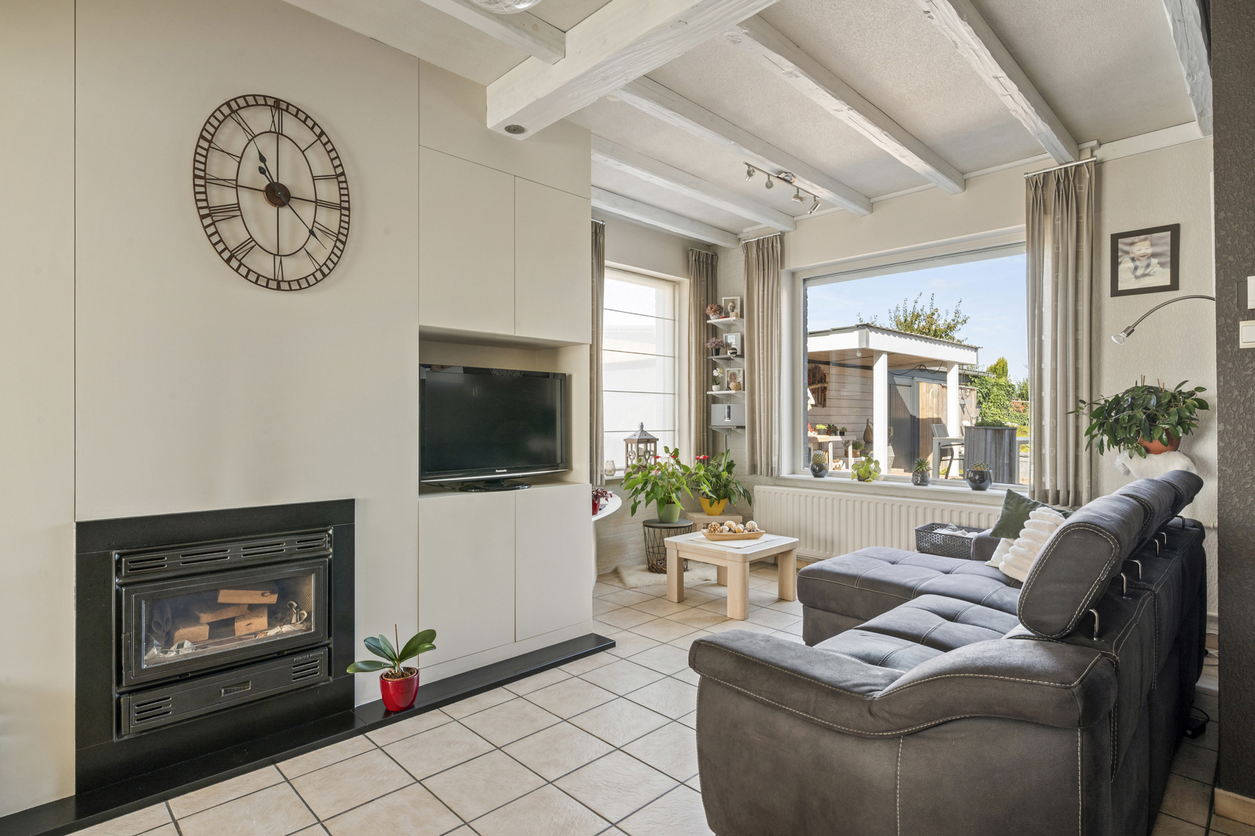 Halfopen woning (4 slpks) met dubbele garage  - foto 4