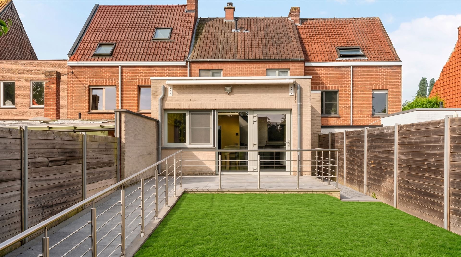Ruime instapklare woning met 4 slpk, garage en tuin in Heule - foto 5