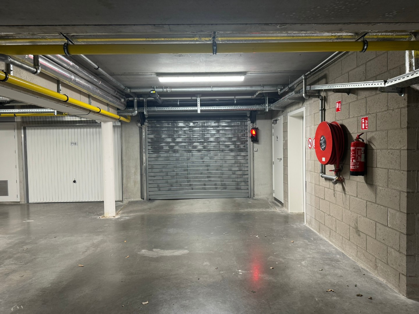 Ondergrondse autostaanplaats in het centrum van Nieuwpoort Stad - foto 4