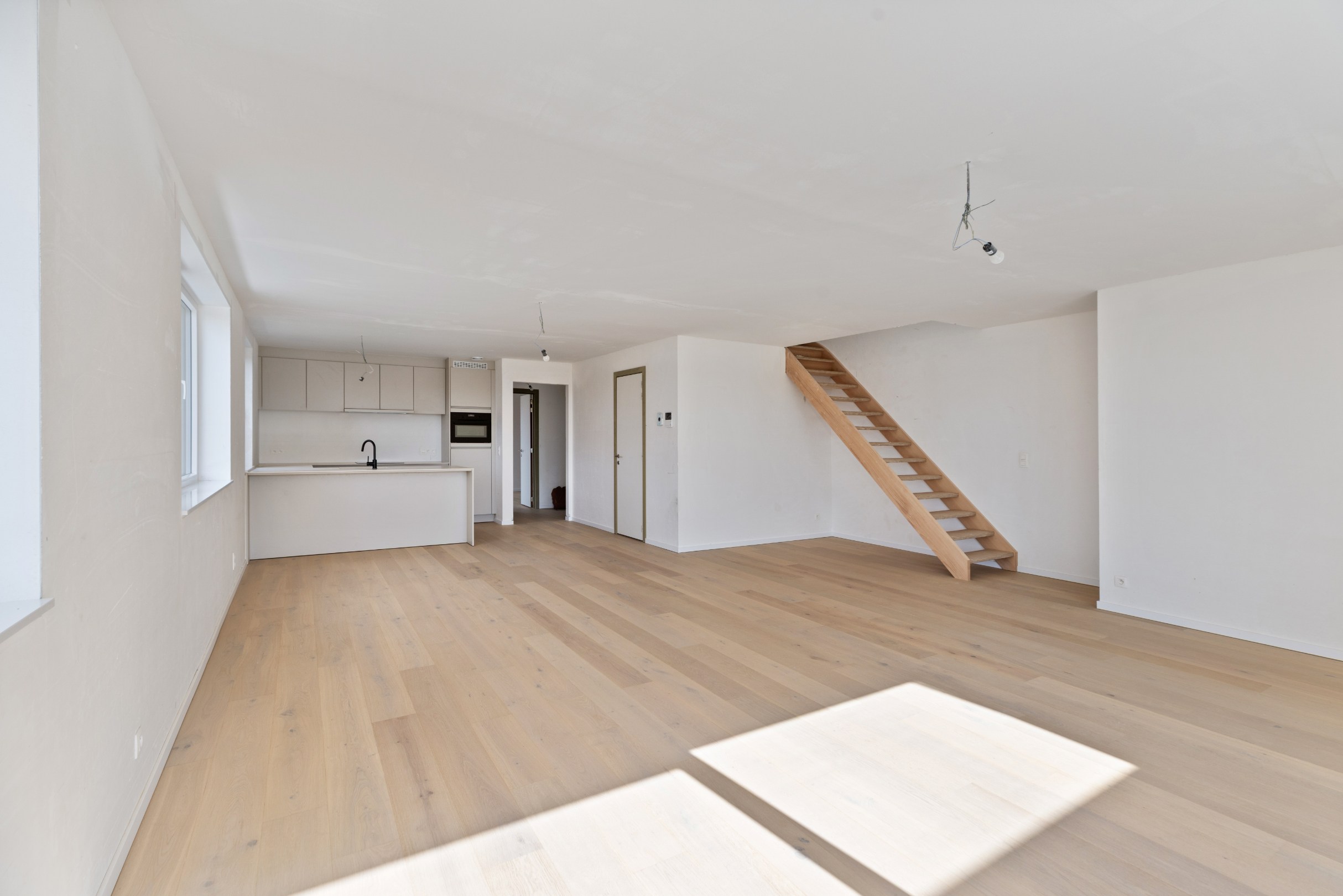 Ruim duplexappartement met 4 slaapkamers en zuidgerichte terrassen in Sailors’ Park - foto 3