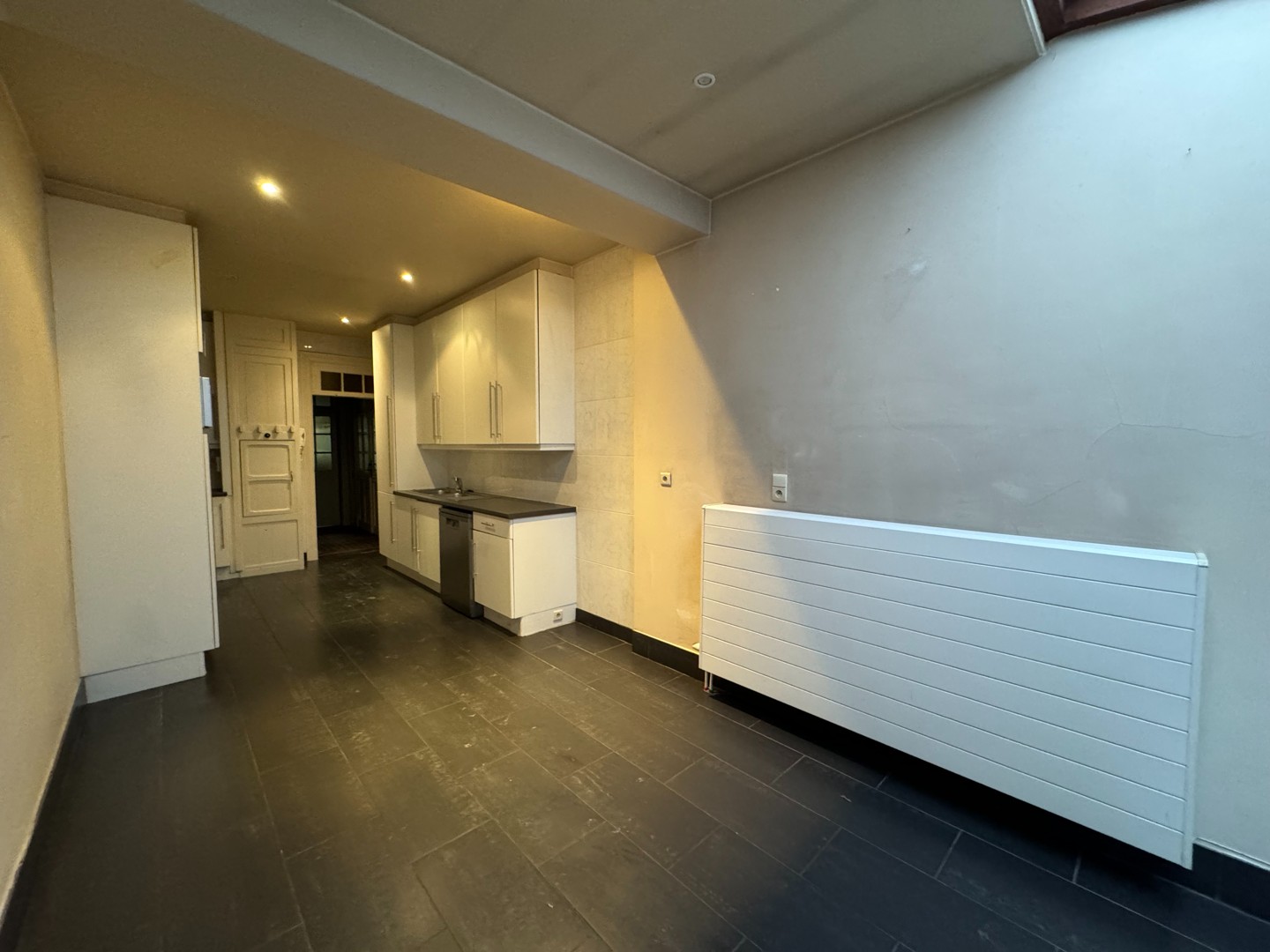 Maison à louer à Anvers avec 3 chambres - photo 4