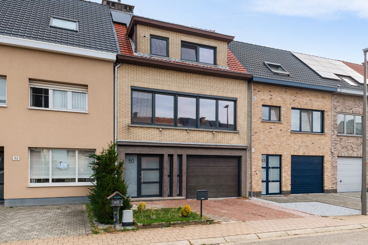 Prachtig gerenoveerde bel-etagewoning met 3 slpk., garage én gezellige tuin - foto 1