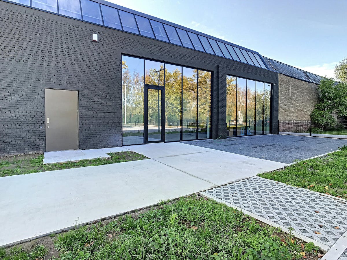 Instapklaar kantoor te huur in Cotton Park Kortrijk - foto 4