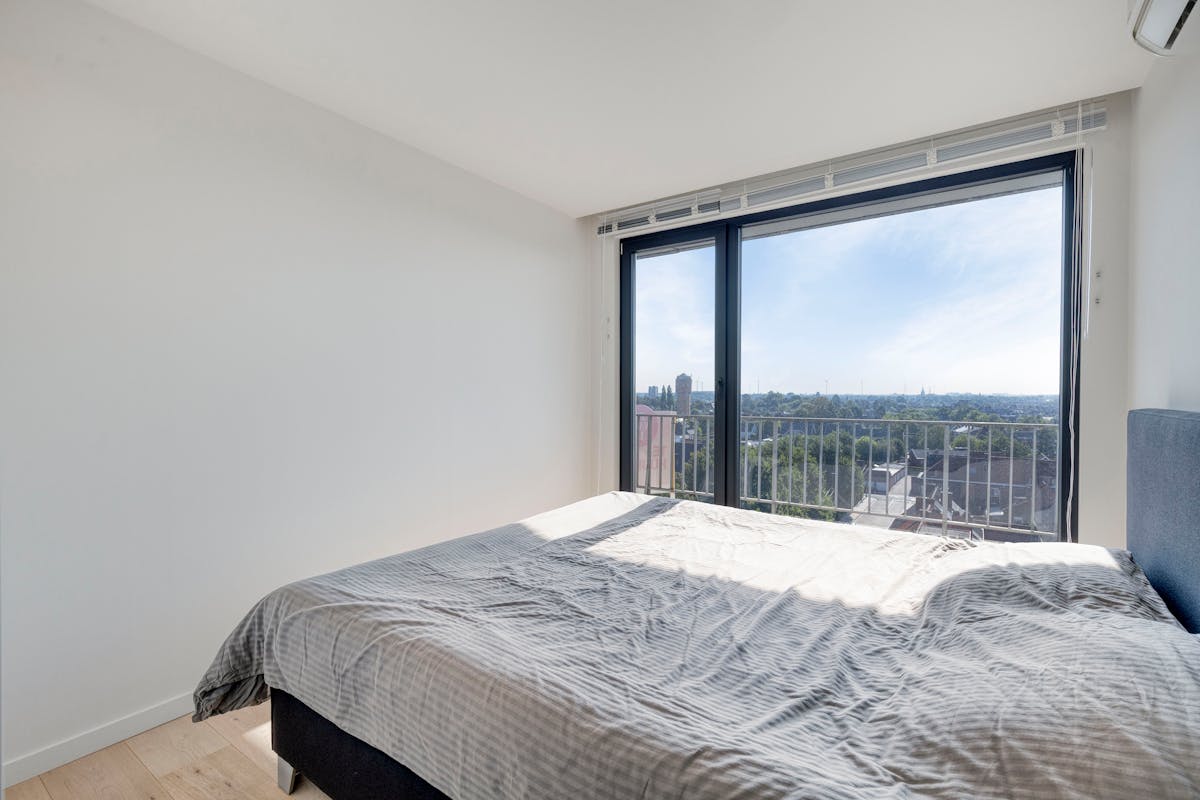 Ready to move in apartment on the 8th floor with spacious terrace and open views - photo 5