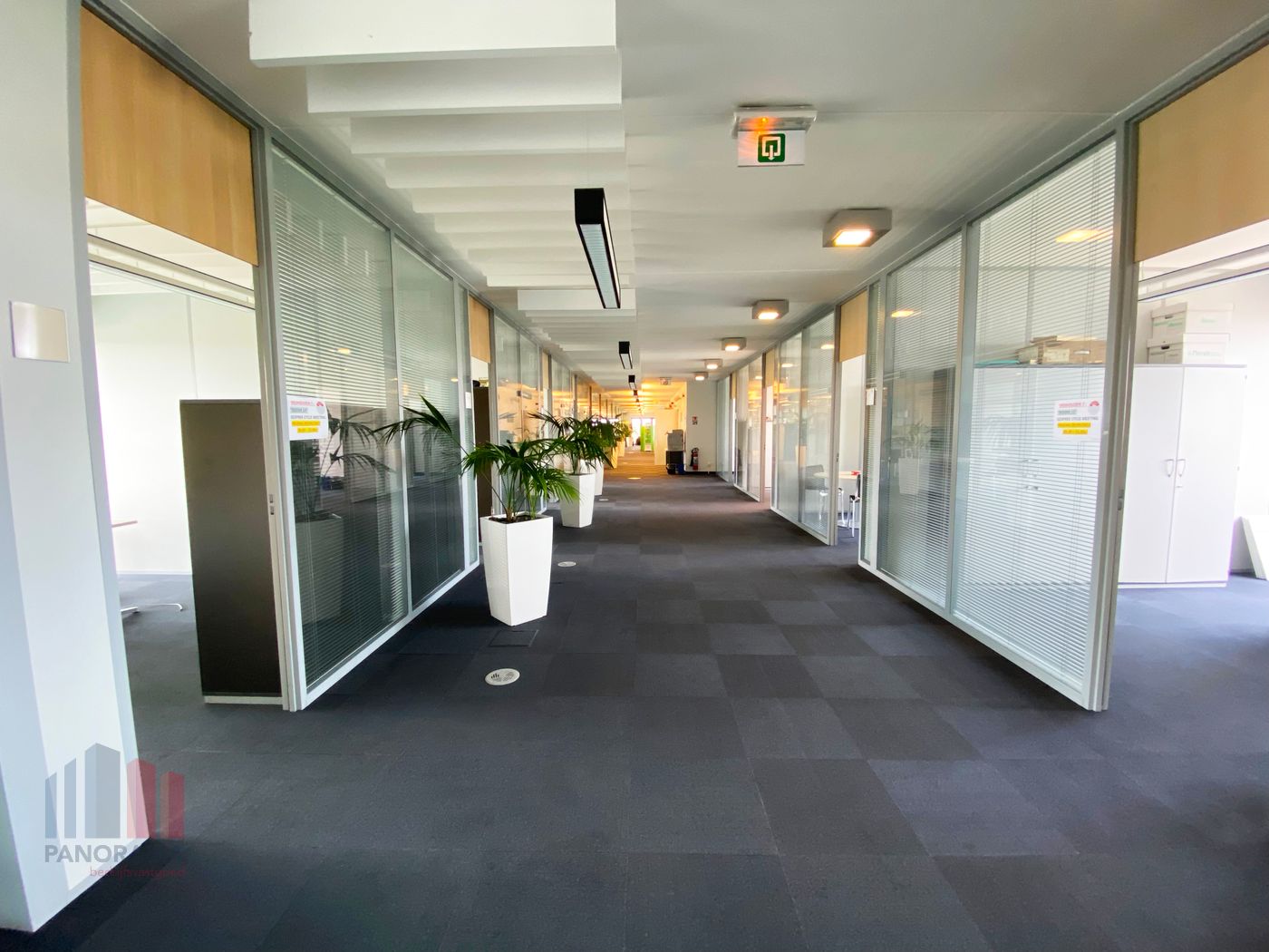 BUREAUX MODERNES À LOUER PRÈS DE R0 - photo 4