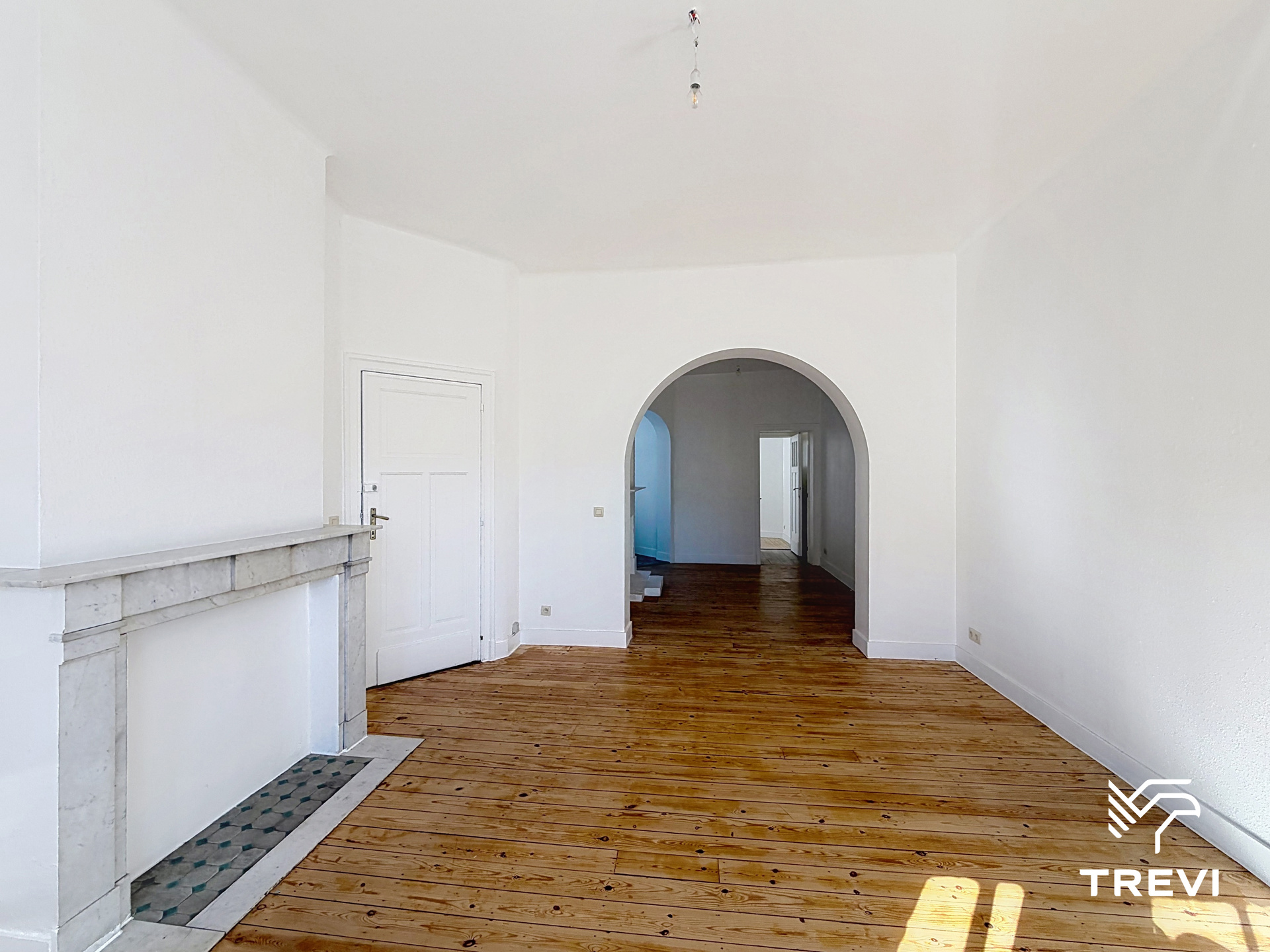 Gerenoveerd appartement met 1 slaapkamer - foto 4