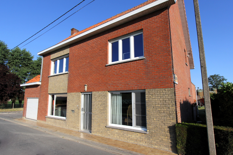 landelijke woning met bijgebouwen en grond in Diksmuide-Woumen - foto 5